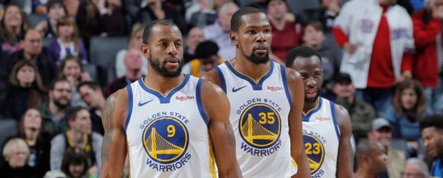 2025年至今，利雅得胜利卖出128万件球衣，迈阿密国际216.6万（2025年截至目前，利雅得胜利球衣销量128万件，迈阿密国际达216.6万件）