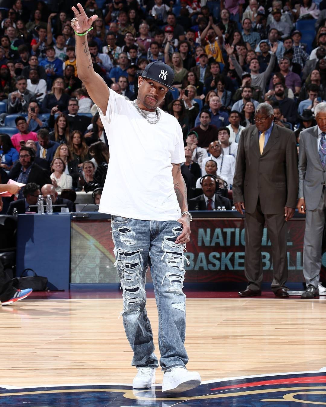 就在今天，12月6日下午！中超传来了山东鲁能、韩鹏和上海申花的新消息（12月6日下午，中超传出关于山东鲁能、韩鹏与上海申花的最新消息）