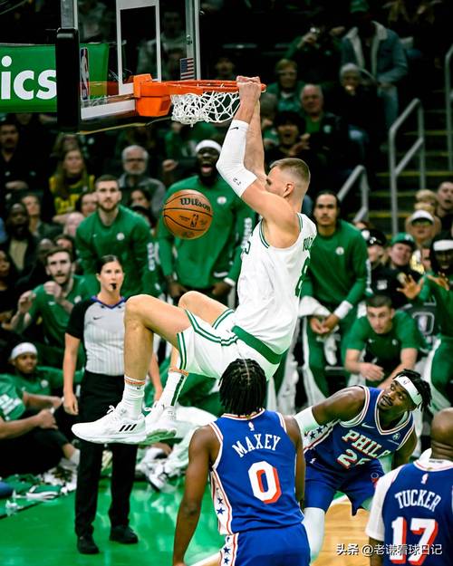 曼城赛季目标直指三冠王（曼城本季剑指三冠王）